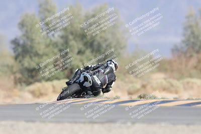 media/Oct-04-2025-CVMA (Sat) [[408bcdd6e4]]/Race 13-Amateur Supersport Open/